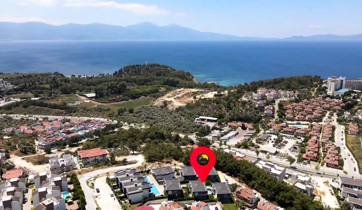 Kuşadası Kadınlar Denizi'nde Deniz Manzaralı Geniş Bahçeli Özel Havuzlu Satılık Müstakil Villa.00_00_16_08.Still006